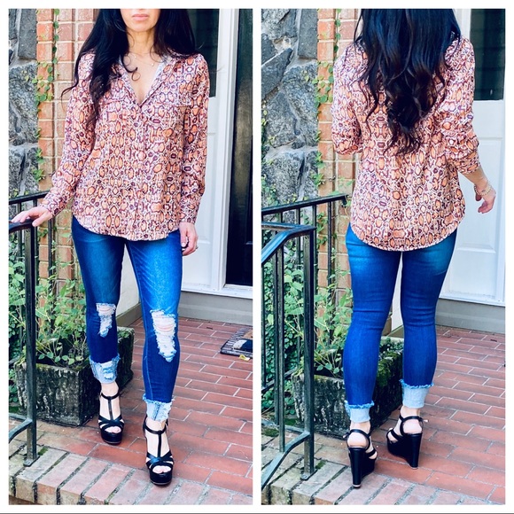 Snakeskin print button down blouse - Picture 5 of 8